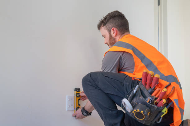 Best Commercial Electrician Services  in Cambridge, IL