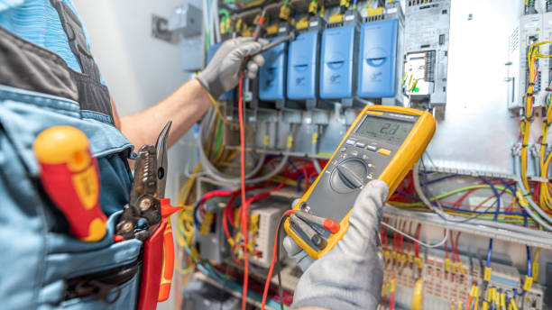 Best Circuit Breaker Repair  in Cambridge, IL